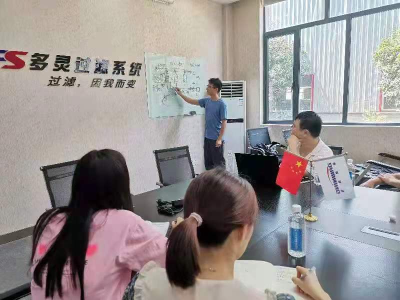 多靈技術(shù)培訓(xùn)，只為更好的服務(wù)